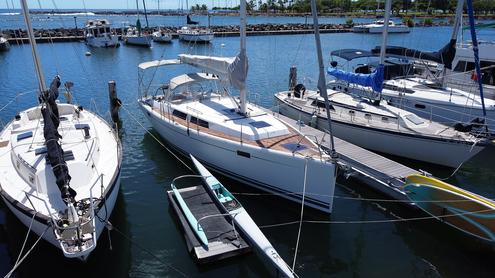 2014 Hanse 385 "Effortless" for sale, Honolulu Hawaii &mdash; Profile view at the dock (photo 1 of 29)