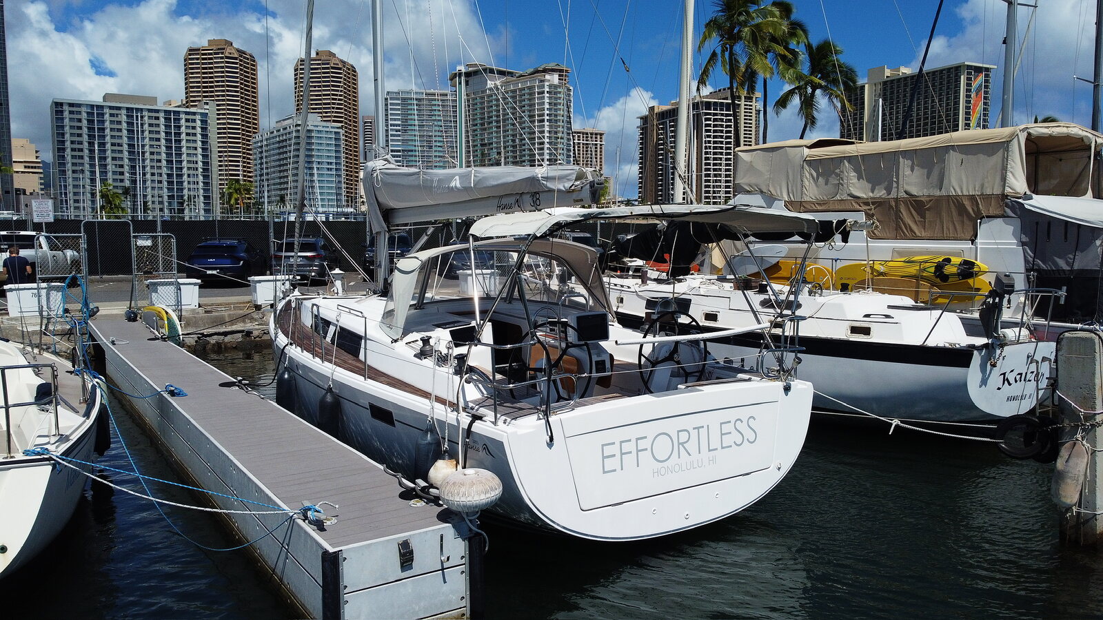 2014 Hanse 385 "Effortless" for sale, Honolulu Hawaii &mdash; Bow and Honolulu skyline (photo 5 of 29)