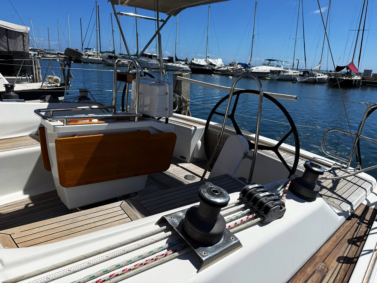 2014 Hanse 385 "Effortless" for sale, Honolulu Hawaii &mdash; Cockpit and marina (photo 7 of 29)