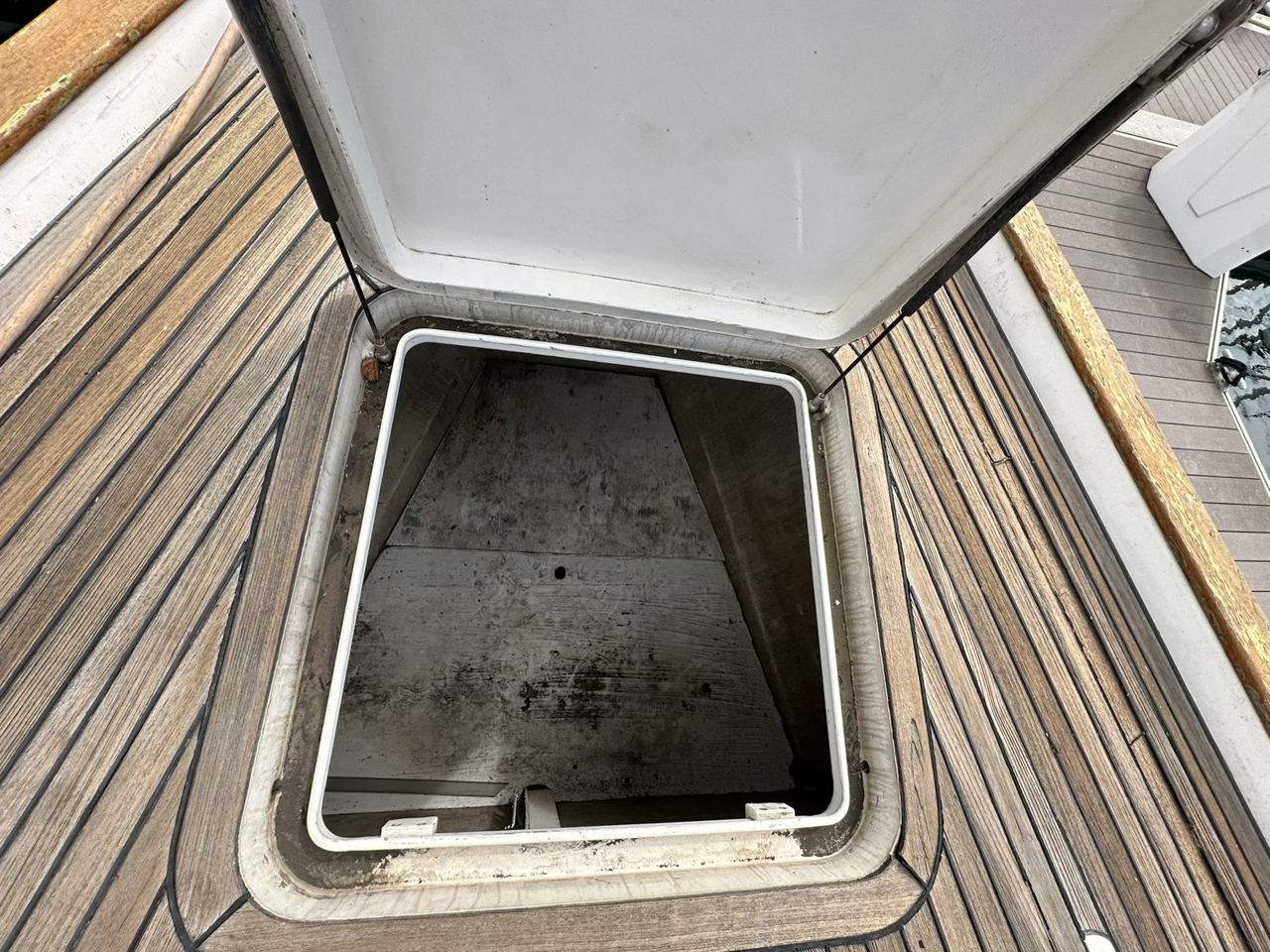 2000 Farr 50 BB bluewater sailing yacht for sale in Honolulu, Hawaii — photo 14